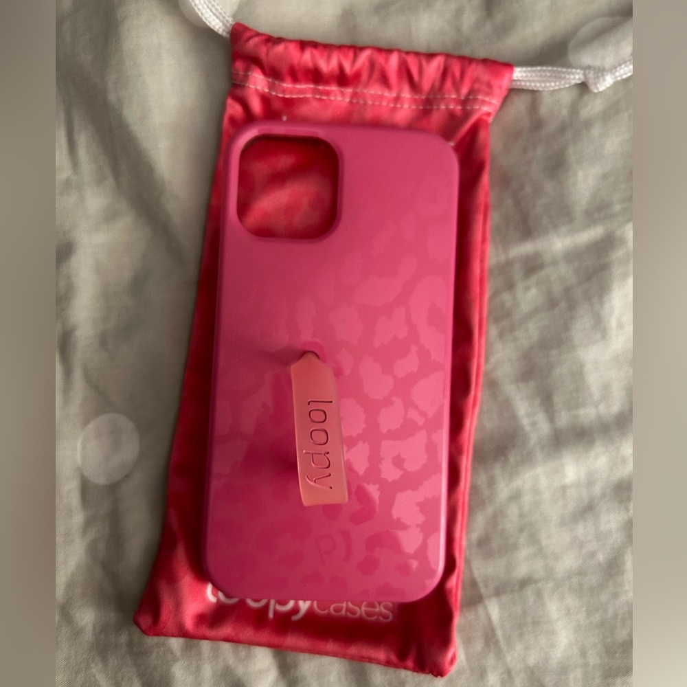 iPhone 12 hot pink leopard loopy case